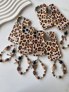 قاب Leather leopard